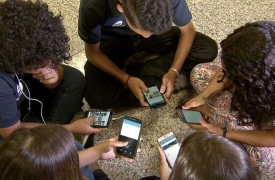 Volta às aulas sem celular: saiba como vai funcionar a nova lei