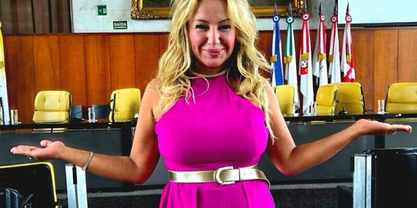 Cris Lopes celebra 1 ano do Conectadas Brasil