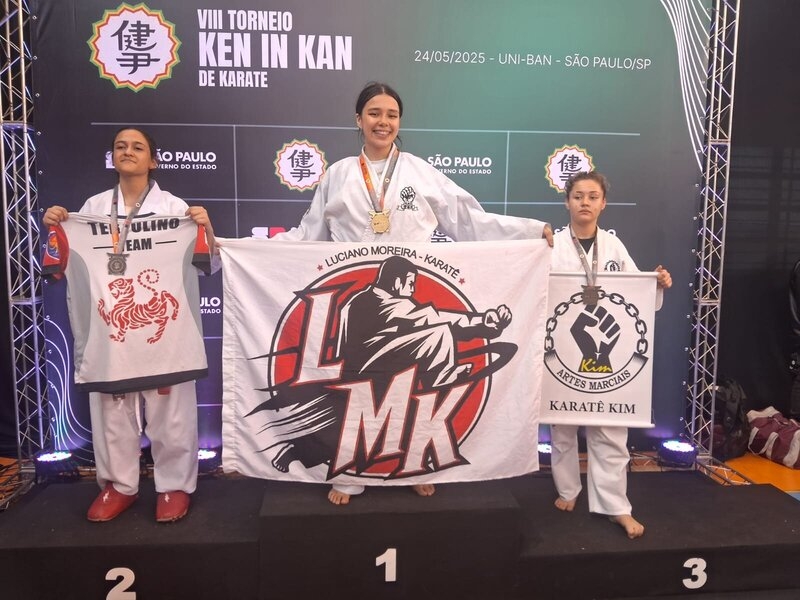 Caratecas de Cubatão conquistam medalhas em torneio na cidade de São Paulo/SP