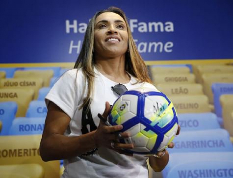 Marta defende esporte como ferramenta para igualdade de gênero