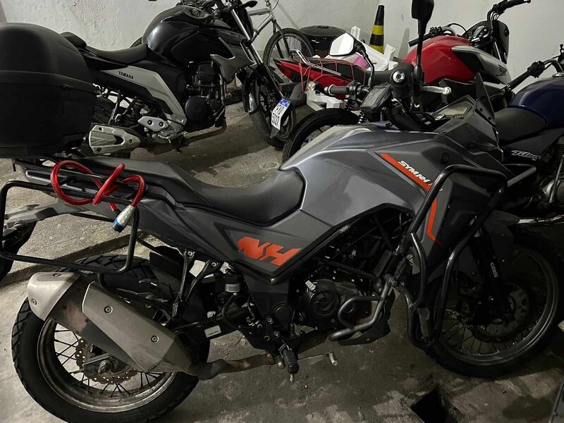 Polícia Civil recupera e devolve às vítimas duas motocicletas roubadas em Cubatão