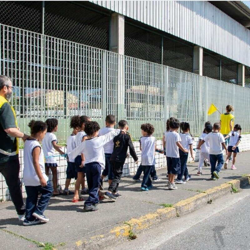 Simulado Mirim reforça preparação para emergências em escola de Cubatão