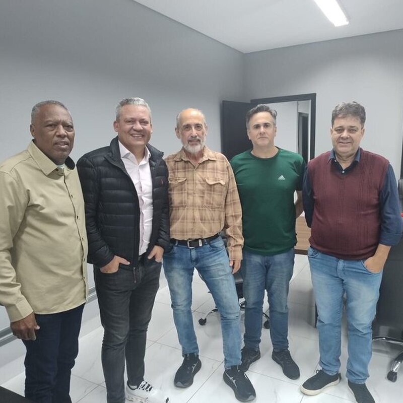 Herbert Passos recebe deputado estadual Paulo Corrêa na Sede do SINDQUIM