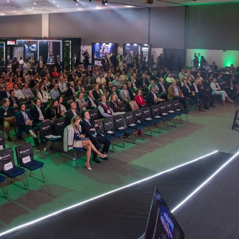 Consumo e especiarias ditam o segundo dia do XXV Seminário Internacional do Café