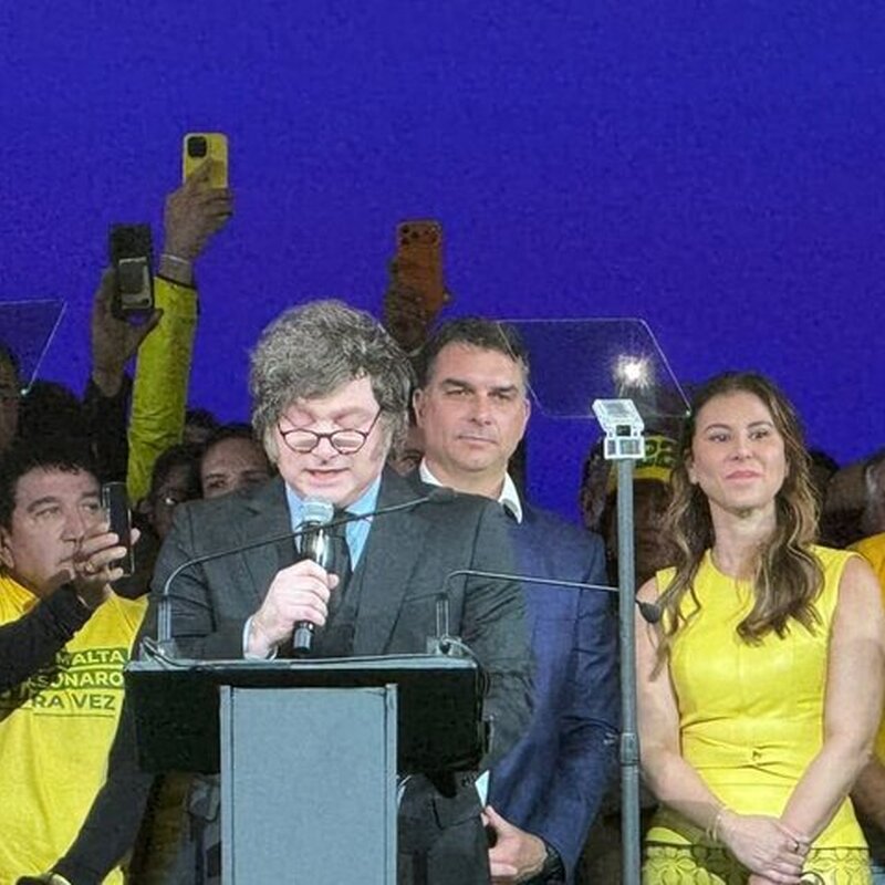 Após ofensas de Milei a Lula, Itamaraty chama embaixador para consulta